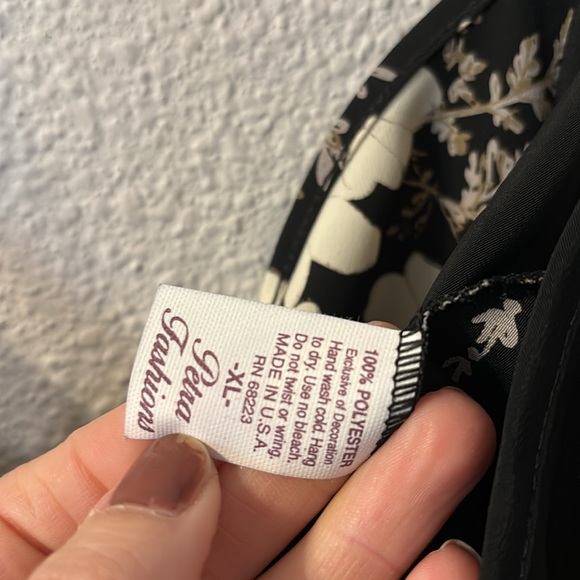 Petra Fashions floral pajama set size XL - Picture 3 of 8